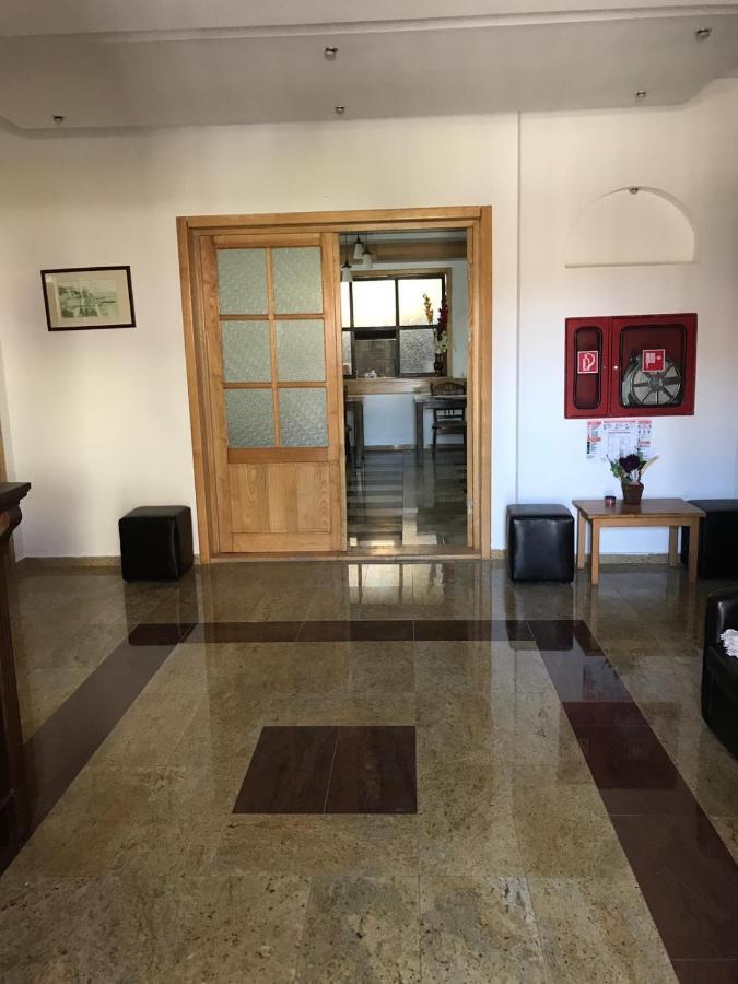 艾福雷诺德 Casa Nursil酒店 外观 照片