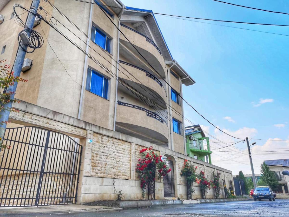 艾福雷诺德 Casa Nursil酒店 外观 照片